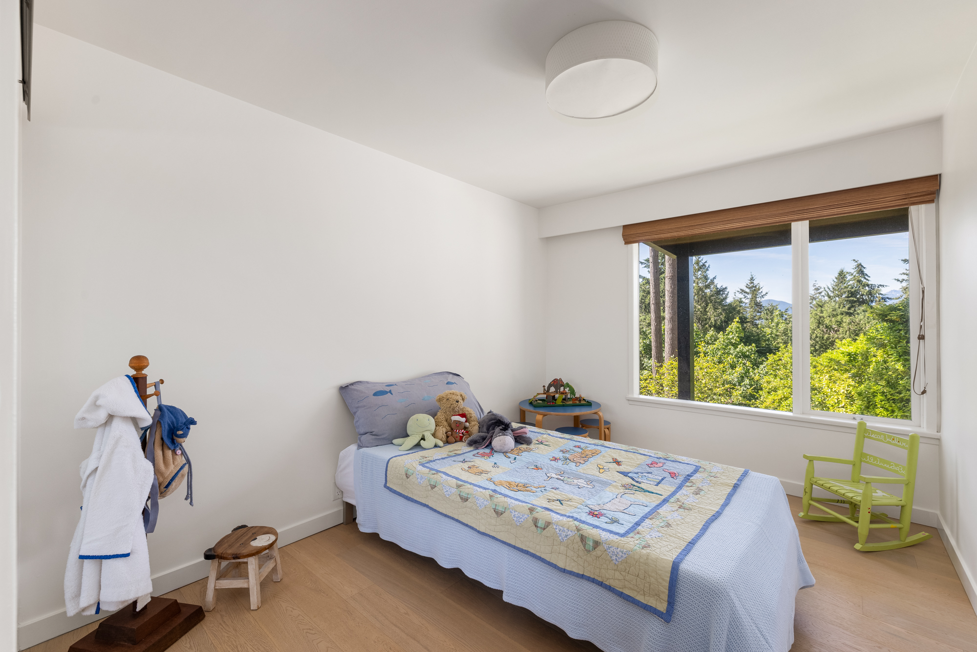 6485 Madrona Crescent
